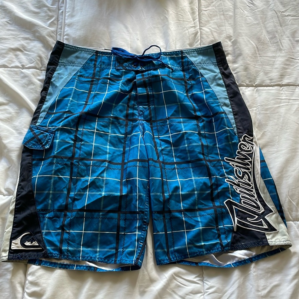 QuickSilver Men’s Shorts (36)